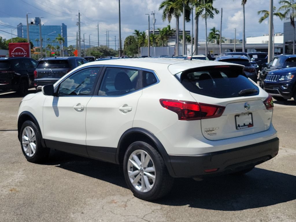 Used 2019 Nissan Rogue Sport S w/ Appearance Package AWD/4WD image 8