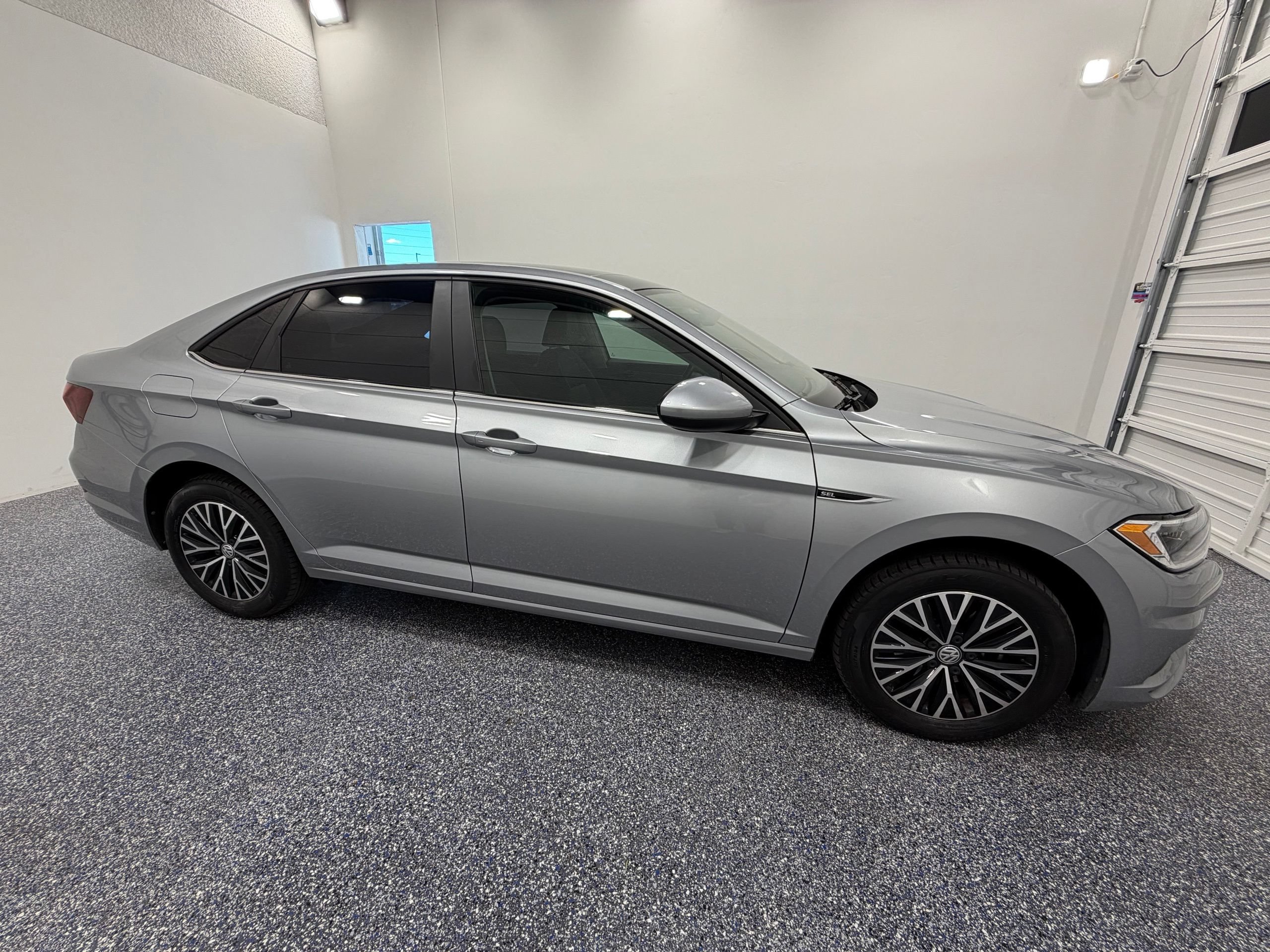 Used 2019 Volkswagen Jetta SEL FWD image 8