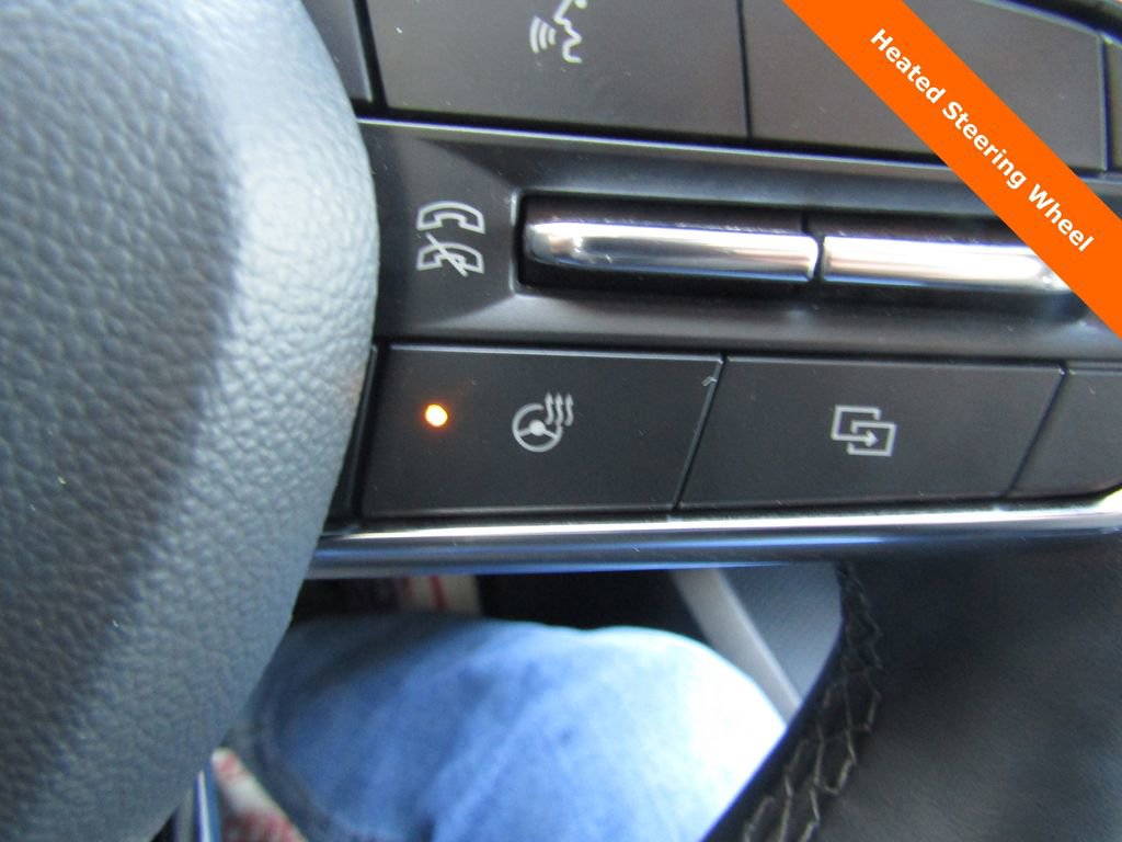 Used 2026 Chevrolet Equinox LT w/ Convenience Package II image 14