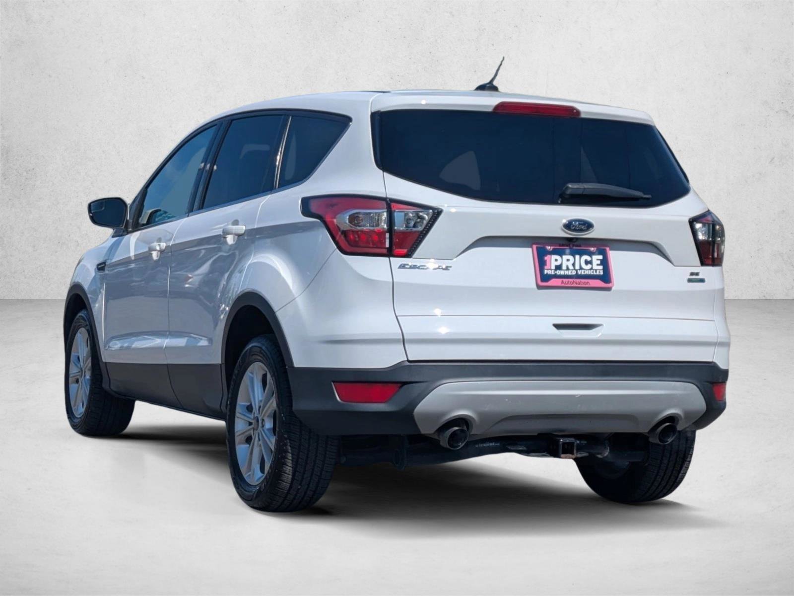 Used 2017 Ford Escape SE AWD/4WD image 8