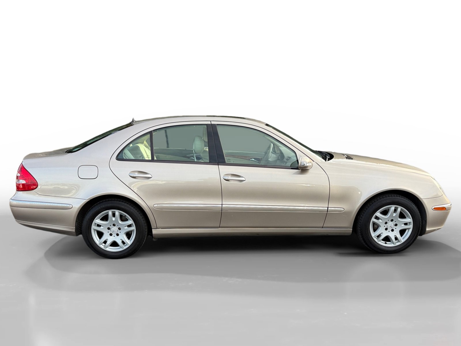 Used 2006 Mercedes-Benz E 350 Sedan image 6
