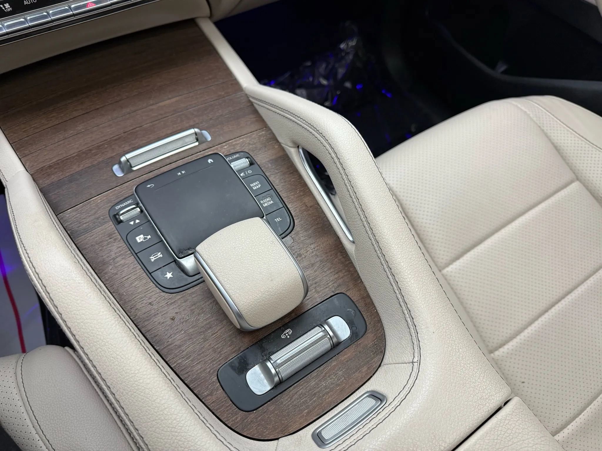 Used 2021 Mercedes-Benz GLS 450 4MATIC image 31