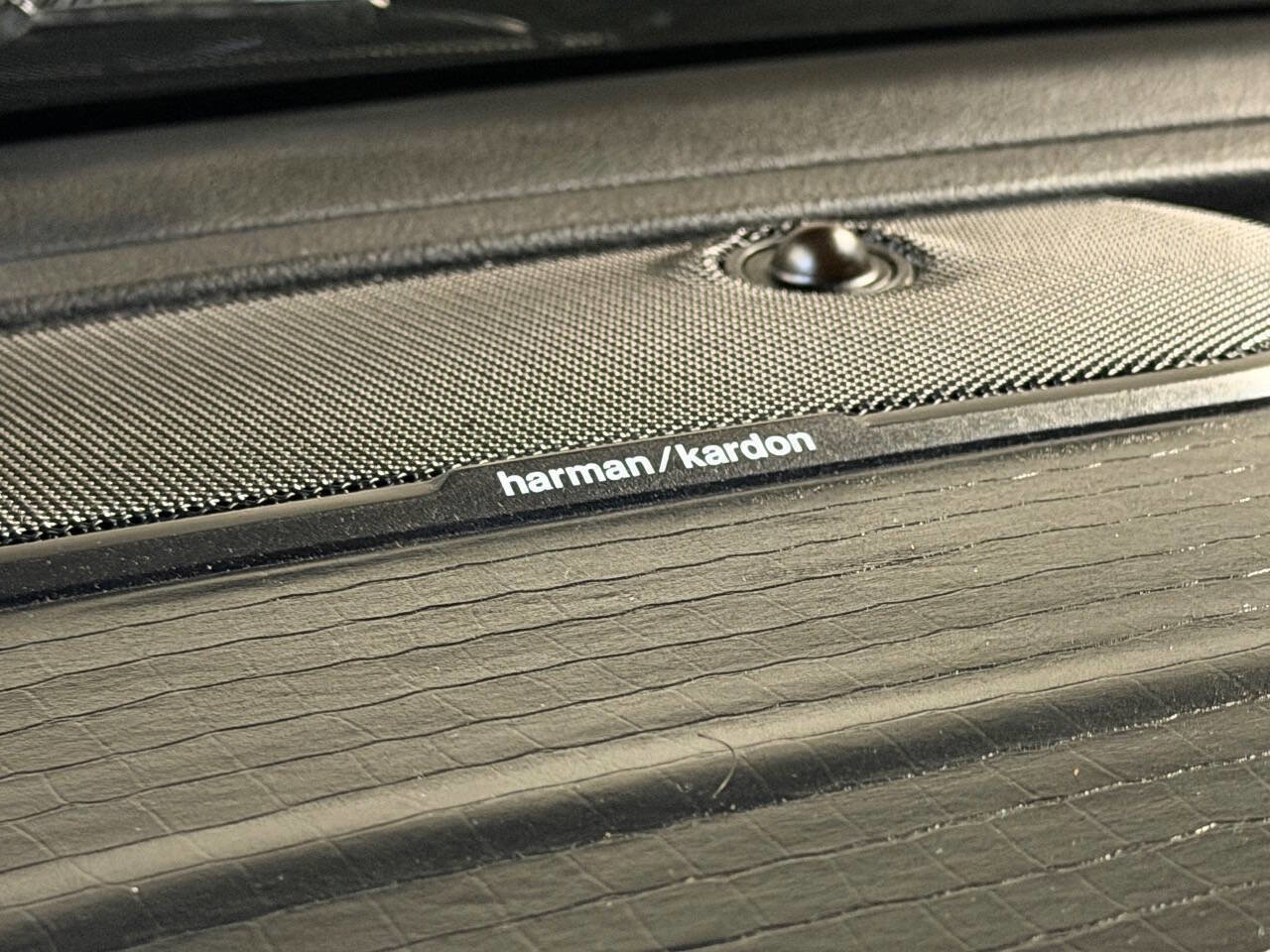 Used 2019 RAM 2500 Limited image 39