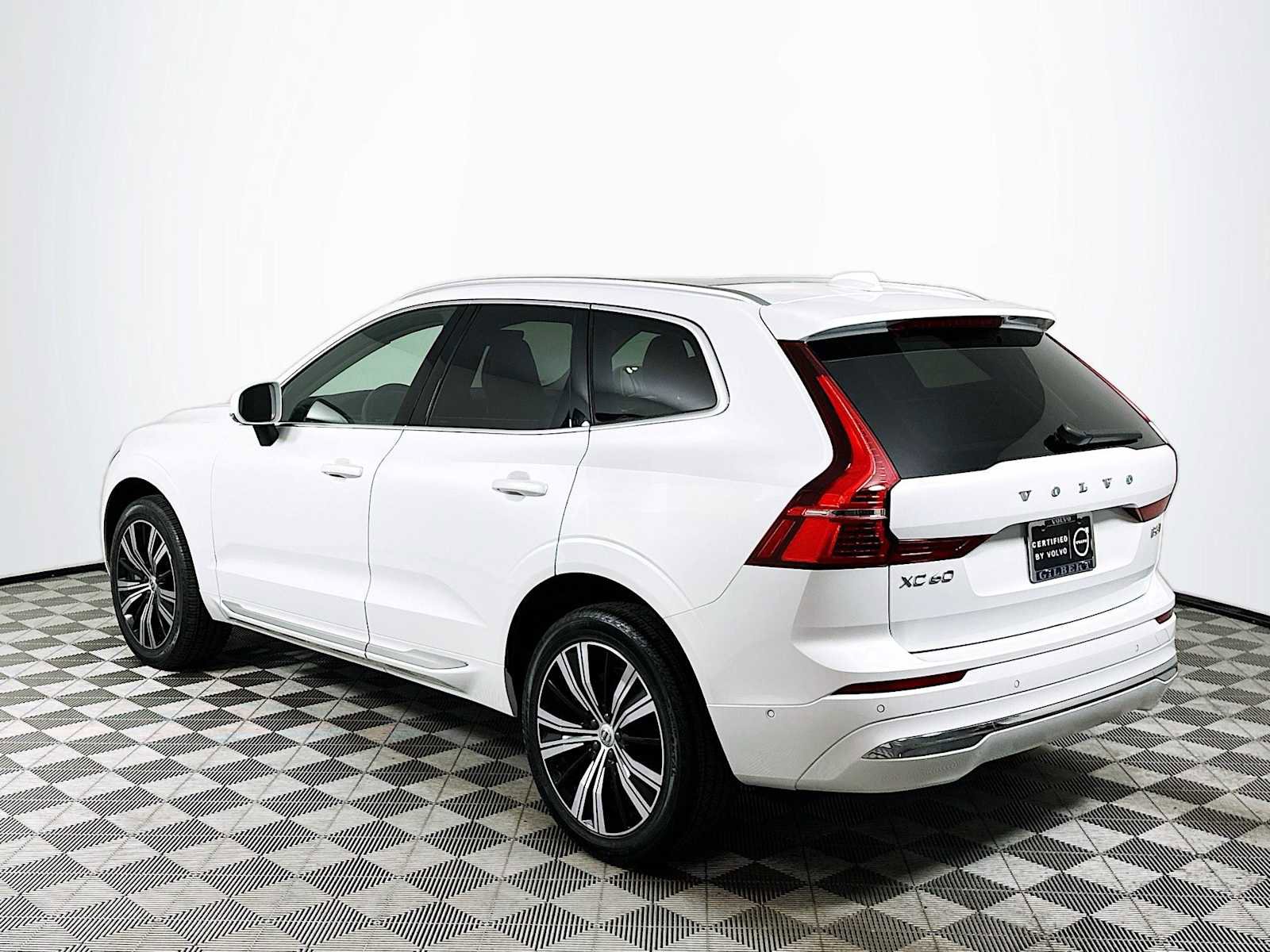 Used 2022 Volvo XC60 B6 Inscription w/ Advanced Package image 5