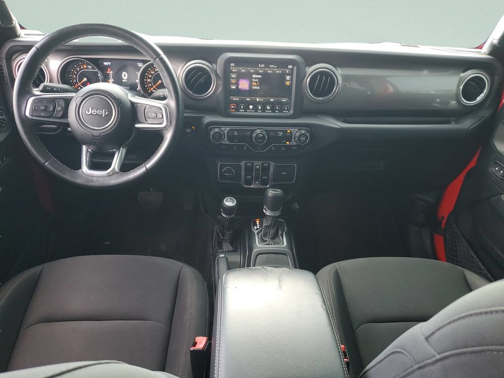 Used 2018 Jeep Wrangler Unlimited Sahara AWD/4WD image 11