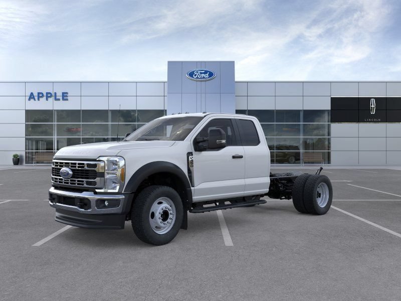 New 2025 Ford F450 XL w/ XL Chrome Package