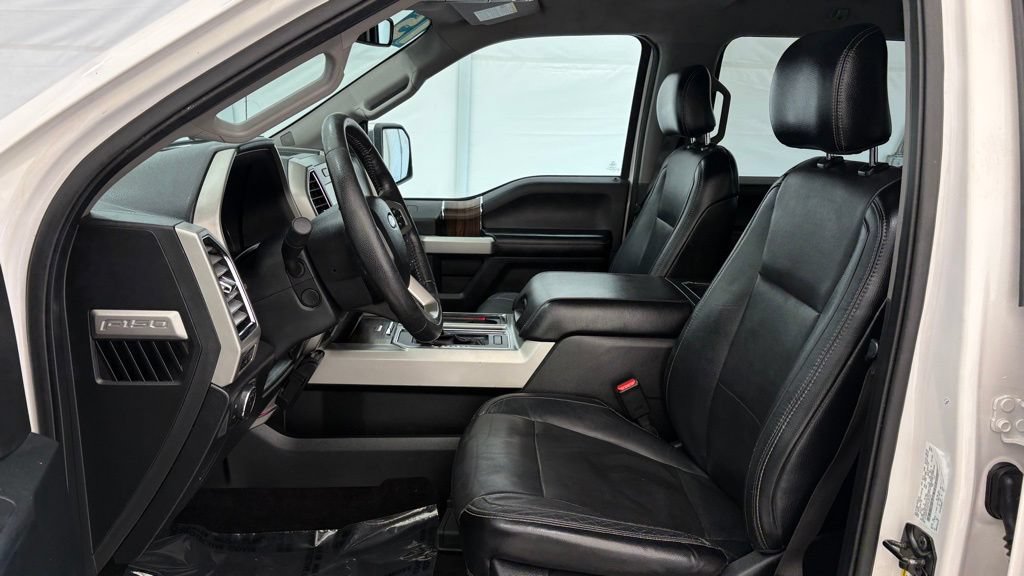 Used 2015 Ford F150 Lariat w/ Equipment Group 502A Luxury AWD/4WD image 11