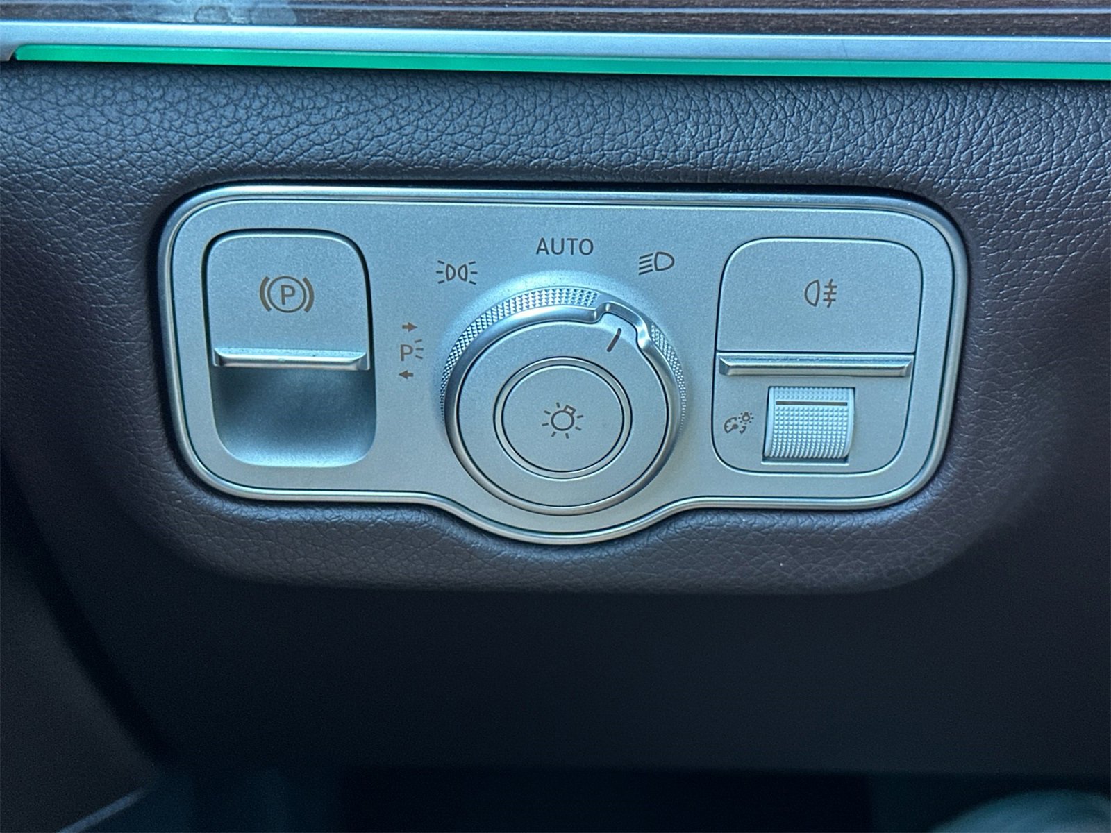 Certified 2023 Mercedes-Benz GLS 450 4MATIC image 33