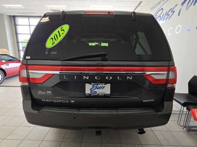 Used 2015 Lincoln Navigator L 4WD w/ Equipment Group 101A Reserve image 11