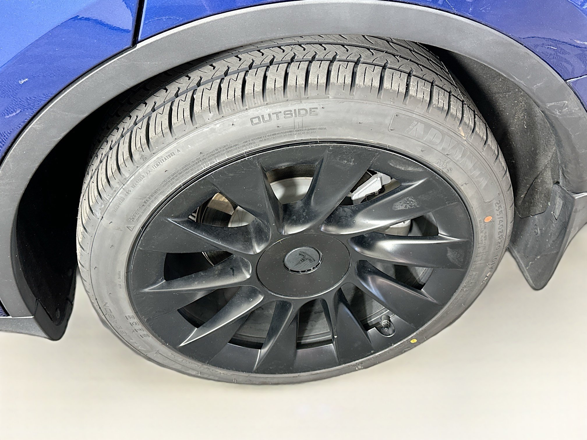 Used 2021 Tesla Model Y Long Range AWD/4WD image 11