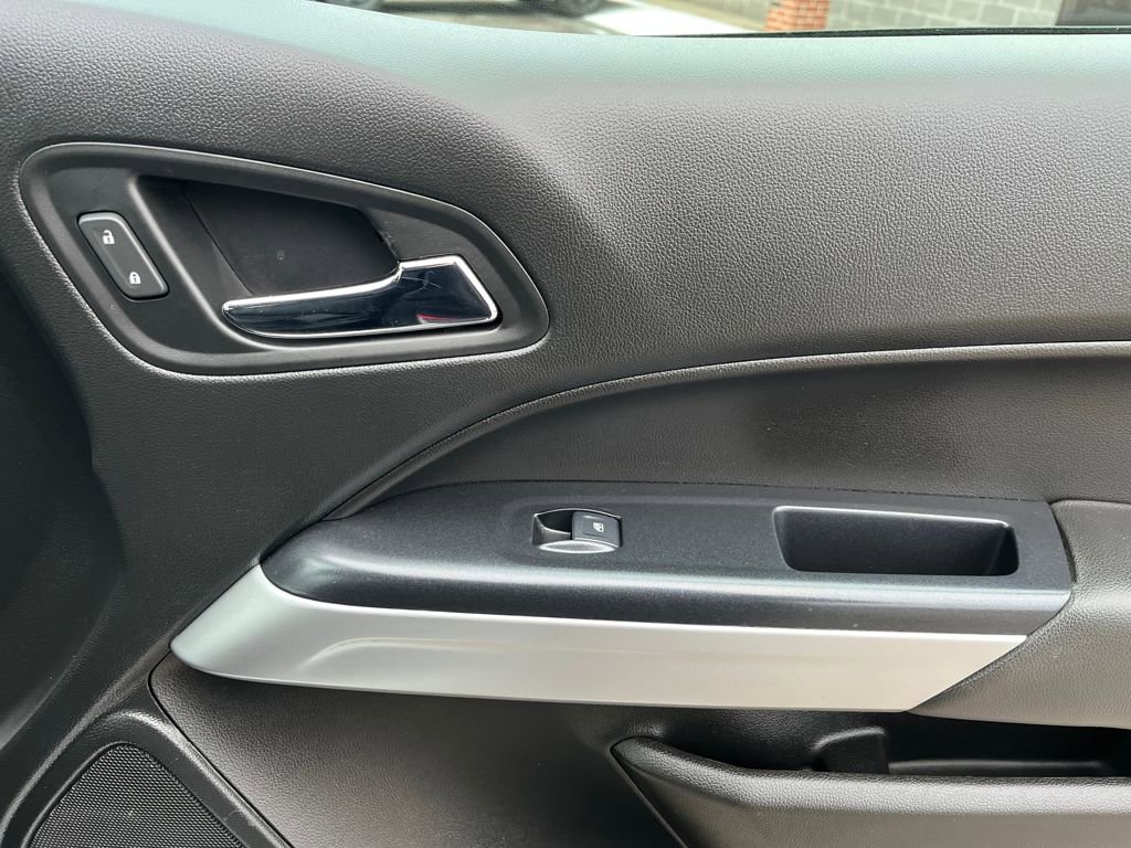 Used 2020 Chevrolet Colorado LT image 58
