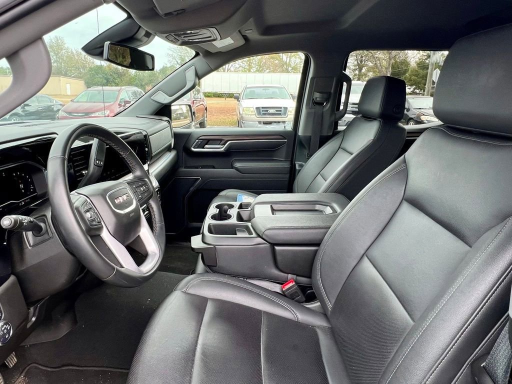 Used 2025 GMC Sierra 1500 SLT image 31
