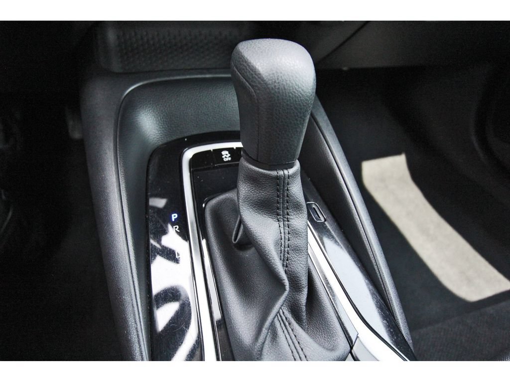 Used 2024 Toyota Corolla LE FWD image 24