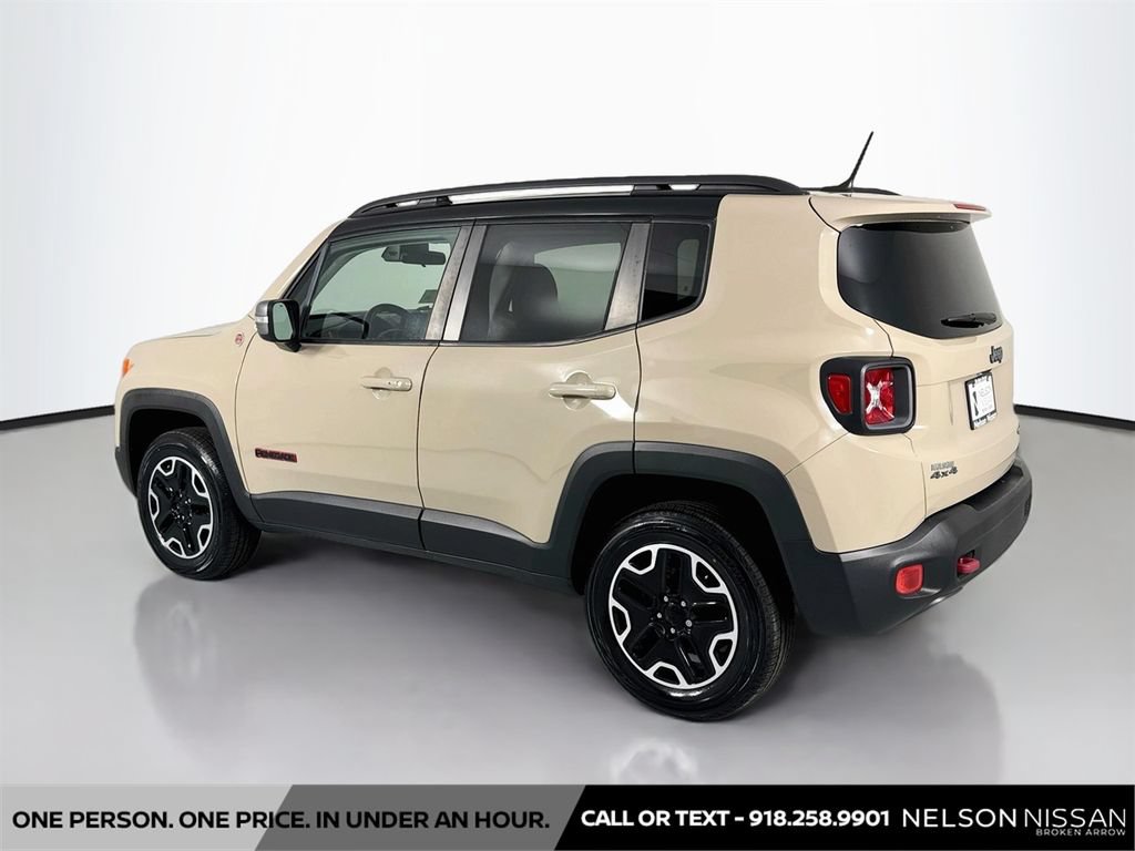 Used 2016 Jeep Renegade Trailhawk AWD/4WD image 7
