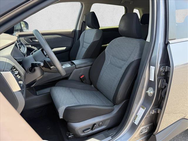 Used 2023 Nissan Rogue SV FWD image 11