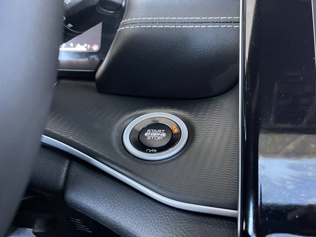 New 2026 Jeep Grand Cherokee L 4WD image 23