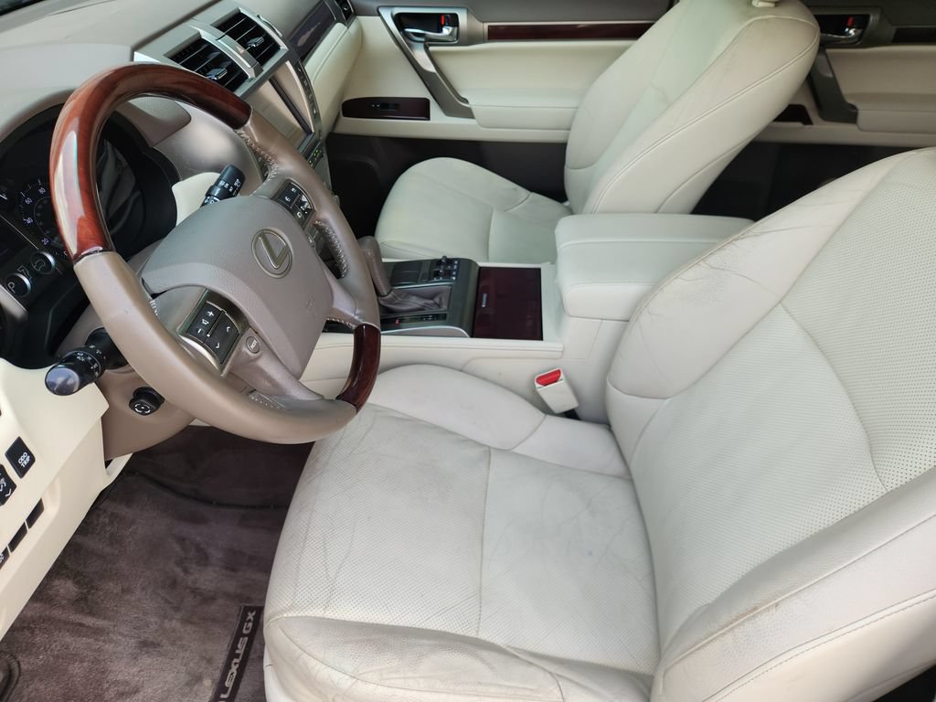 Used 2016 Lexus GX 460 w/ Premium Package AWD/4WD image 13