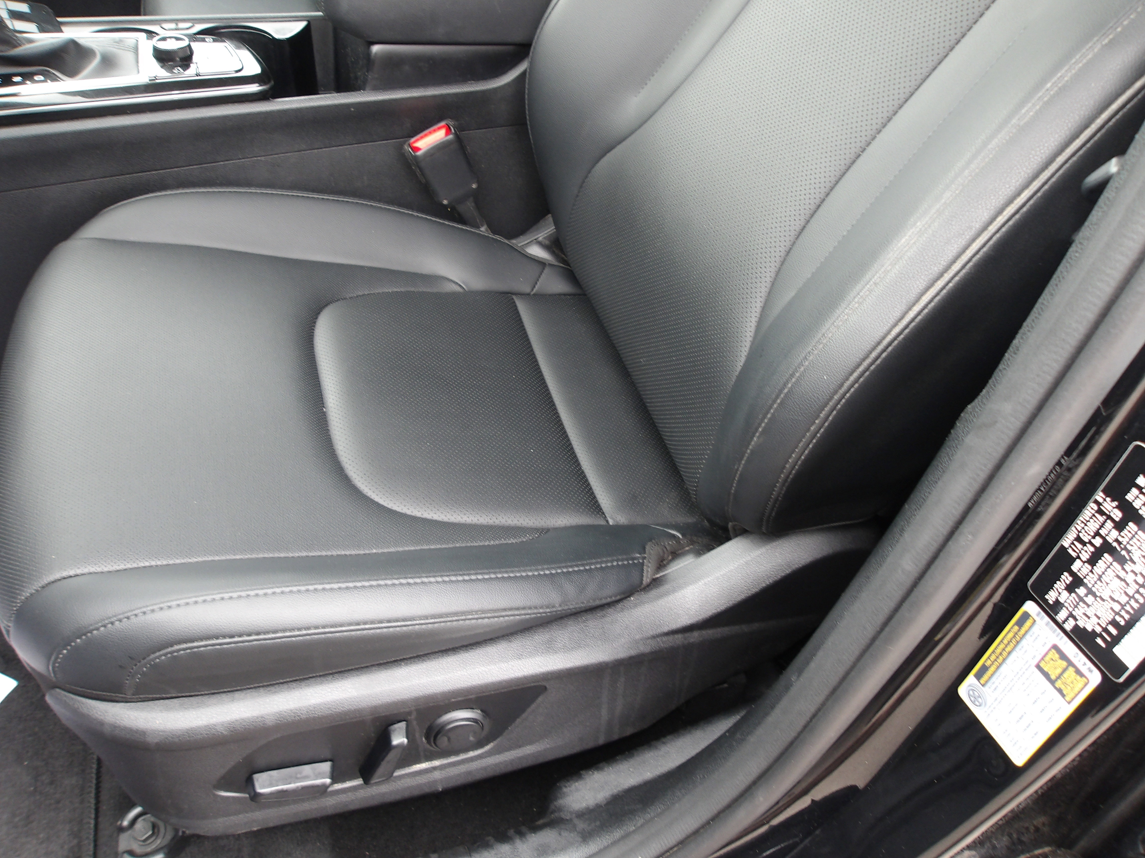 Used 2023 Kia Sportage EX FWD image 40