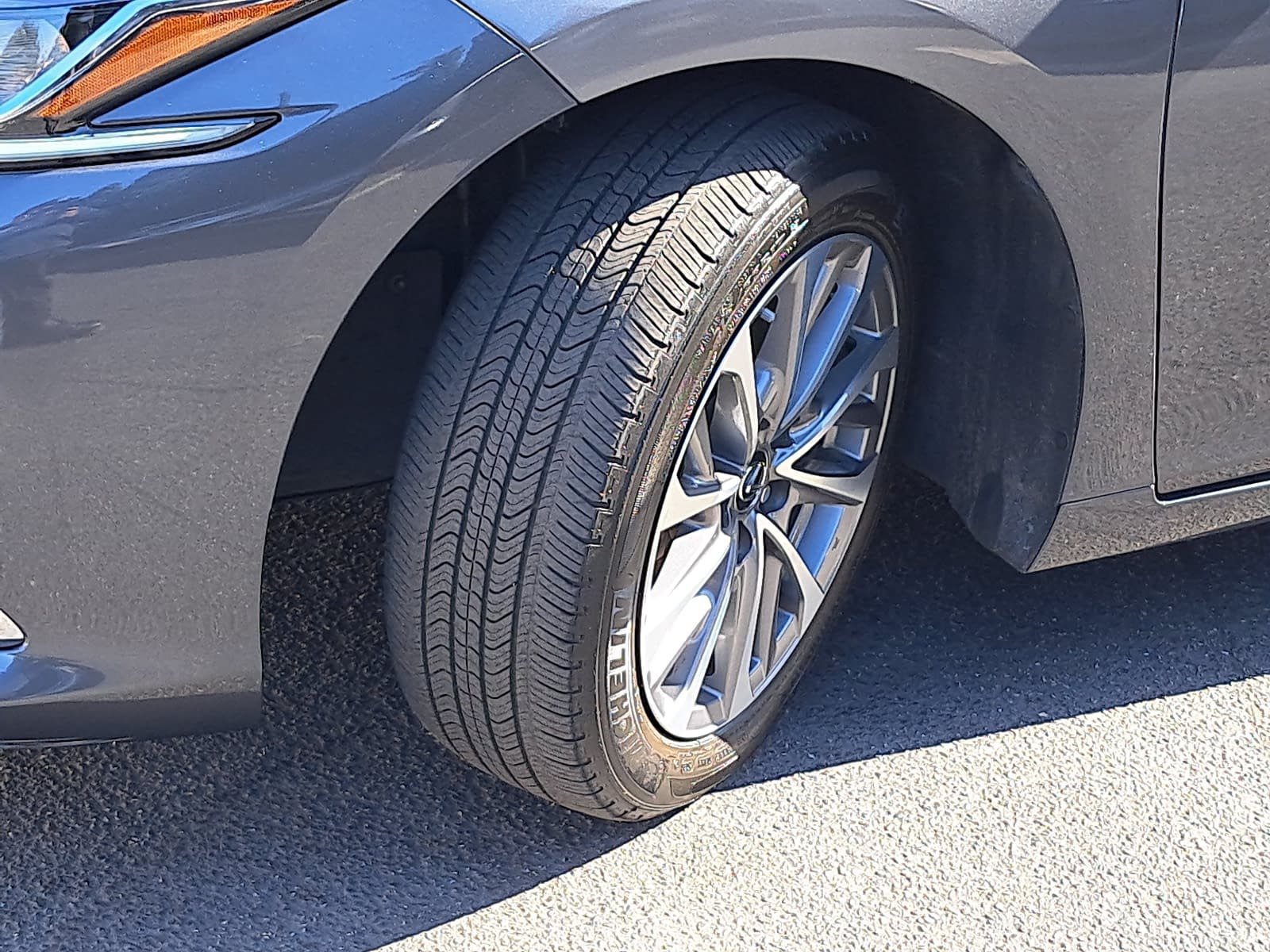 Used 2024 Lexus ES 350 w/ Accessory Package (Z1) FWD image 34