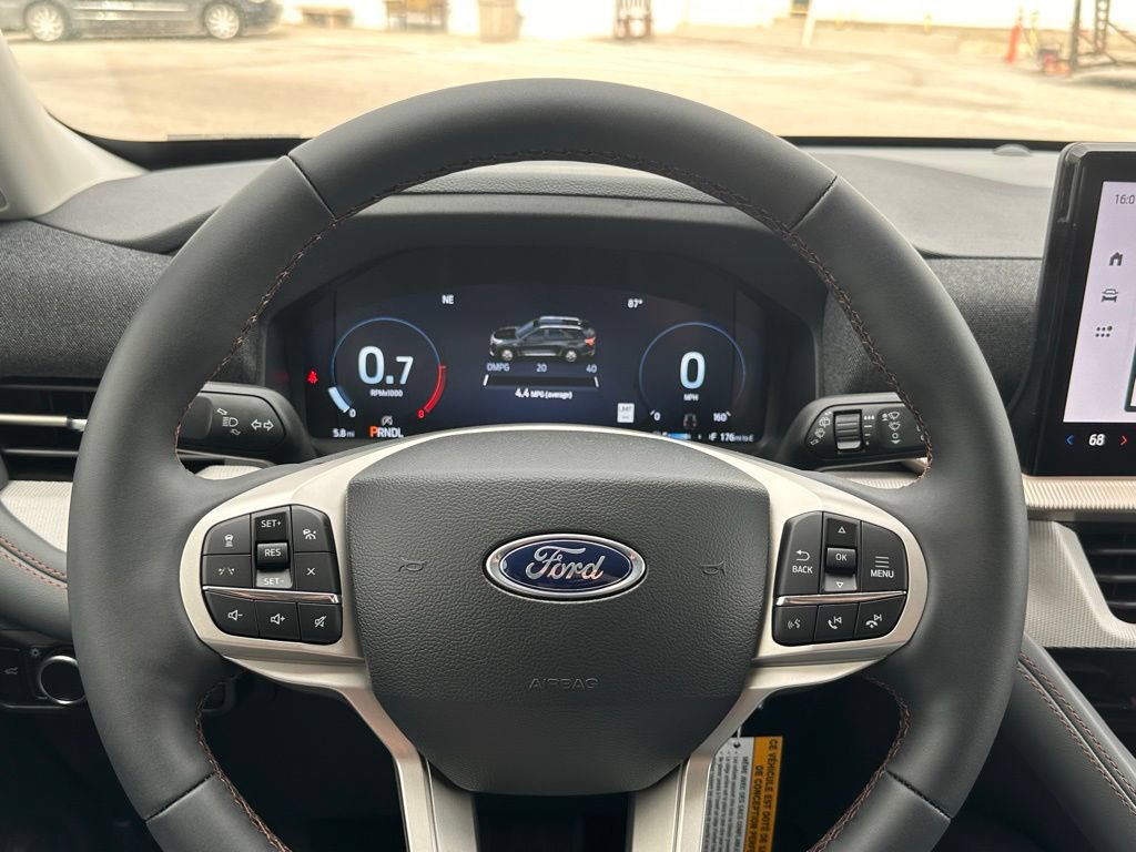 New 2026 Ford Explorer Active AWD/4WD image 29
