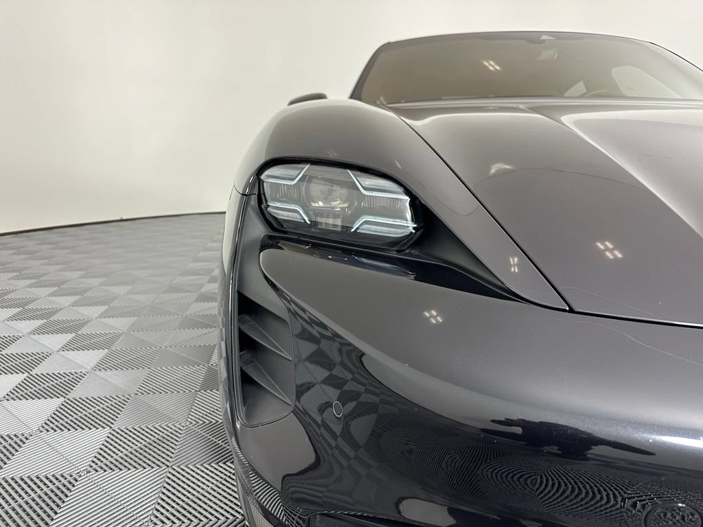 Certified 2020 Porsche Taycan Turbo S AWD/4WD image 9