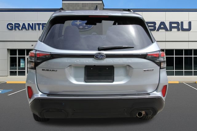 Certified 2025 Subaru Forester Touring AWD/4WD image 9