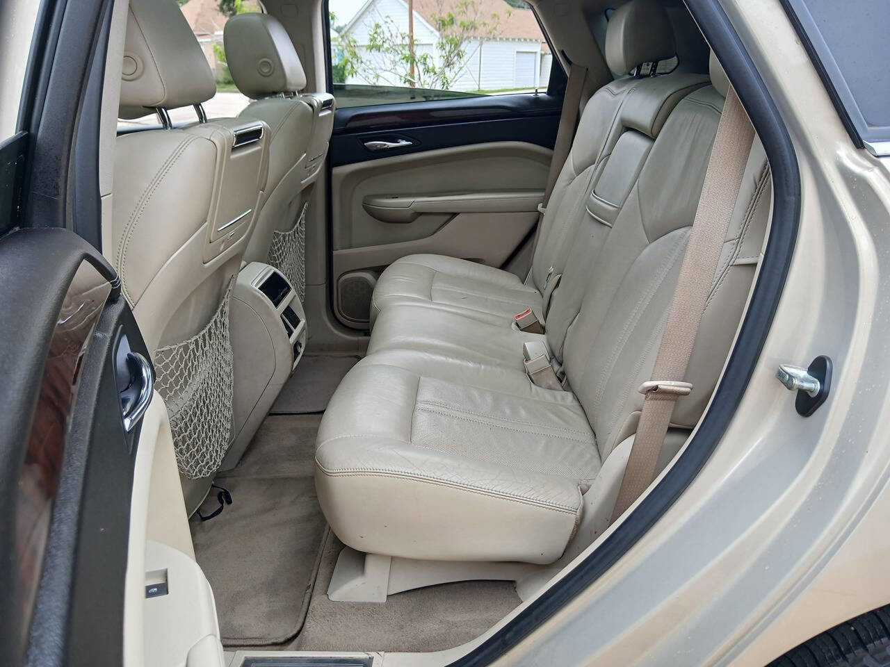 Used 2010 Cadillac SRX Luxury FWD image 6