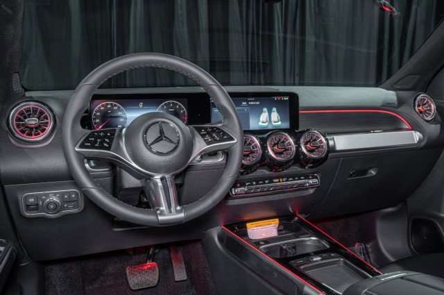 Certified 2026 Mercedes-Benz GLB 250 image 18