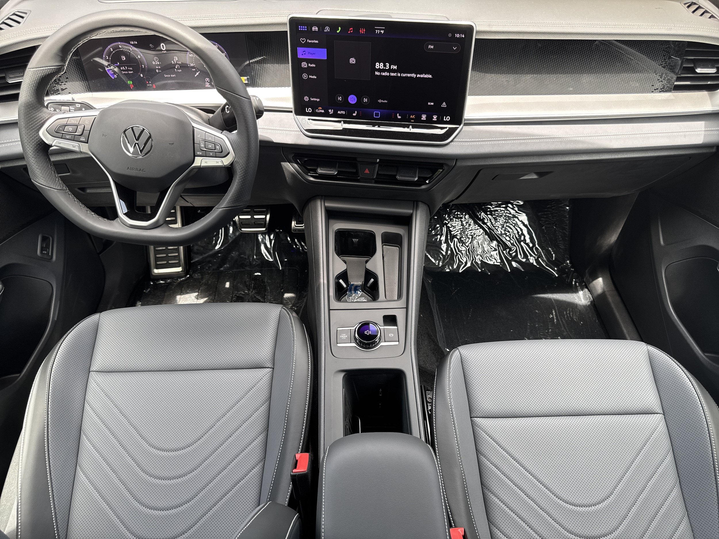 New 2026 Volkswagen Tiguan SE R-Line FWD image 12