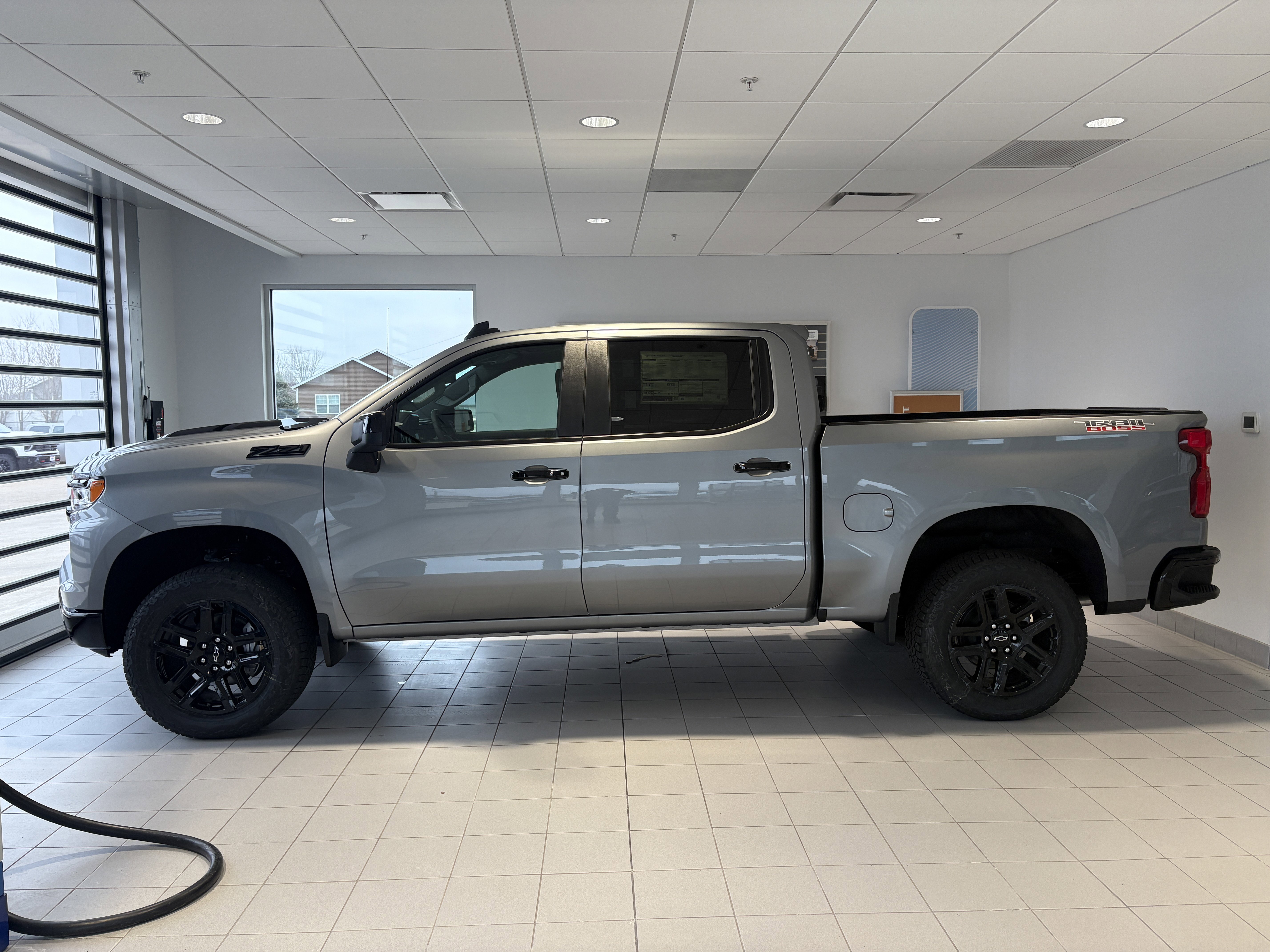 New 2026 Chevrolet Silverado 1500 LT Trail Boss w/ Convenience Package II image 2