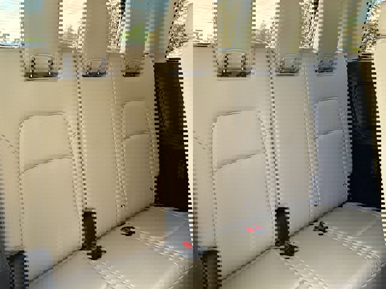 Used 2024 Nissan Pathfinder SL image 23