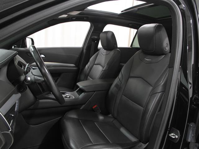Certified 2023 Cadillac XT4 Premium Luxury image 5