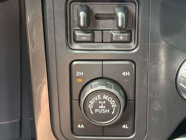 Used 2022 Ford F150 Lariat w/ Equipment Group 502A High AWD/4WD image 27