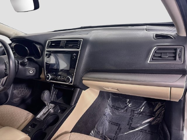 Used 2019 Subaru Outback 2.5i Premium AWD/4WD image 27