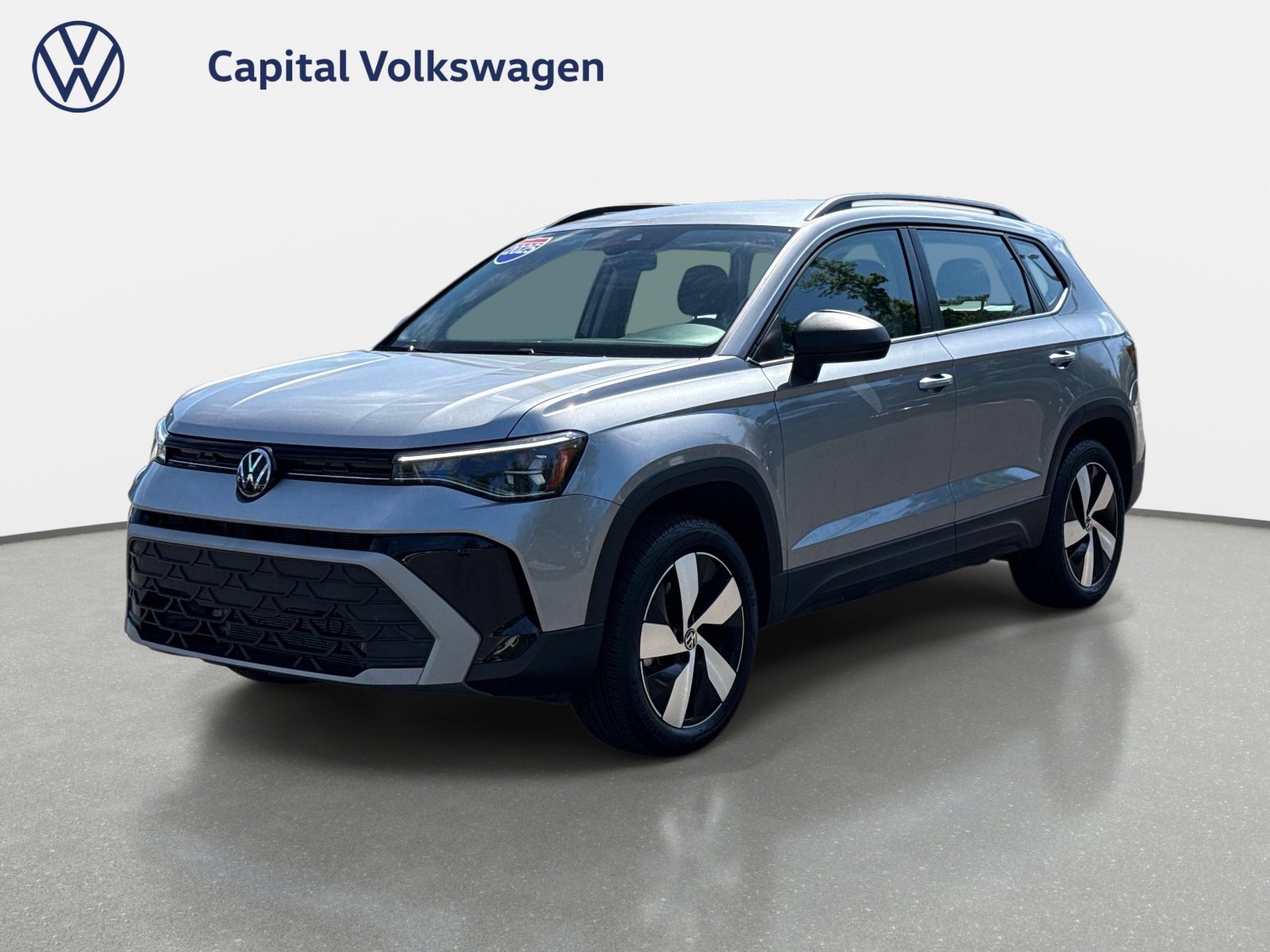 Used 2025 Volkswagen Taos S AWD/4WD image 1