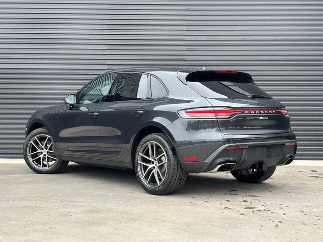 Certified 2026 Porsche Macan AWD/4WD image 3