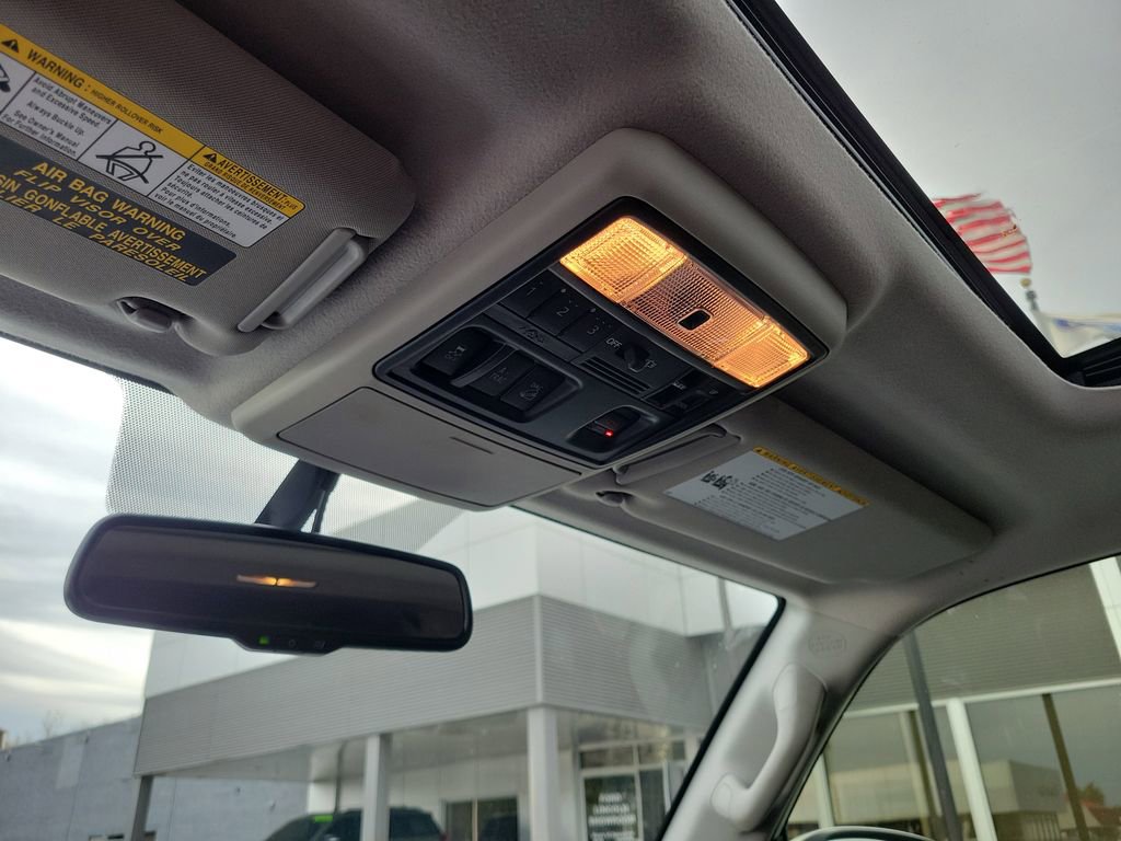 Used 2018 Toyota 4Runner Limited image 30