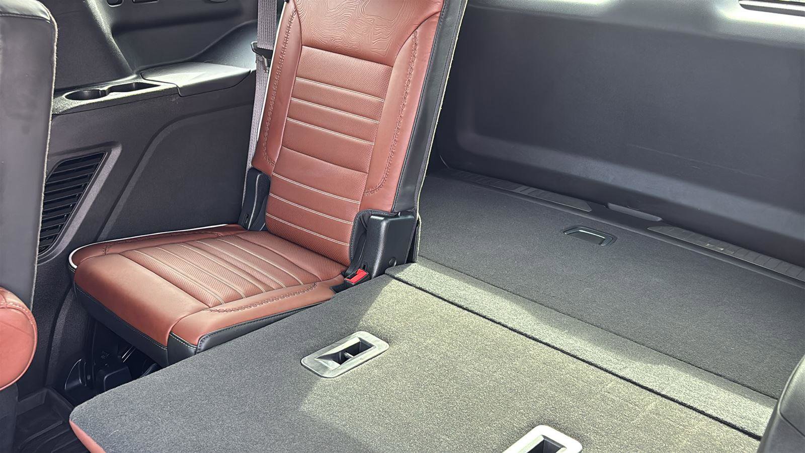 Certified 2023 GMC Yukon Denali Ultimate image 17