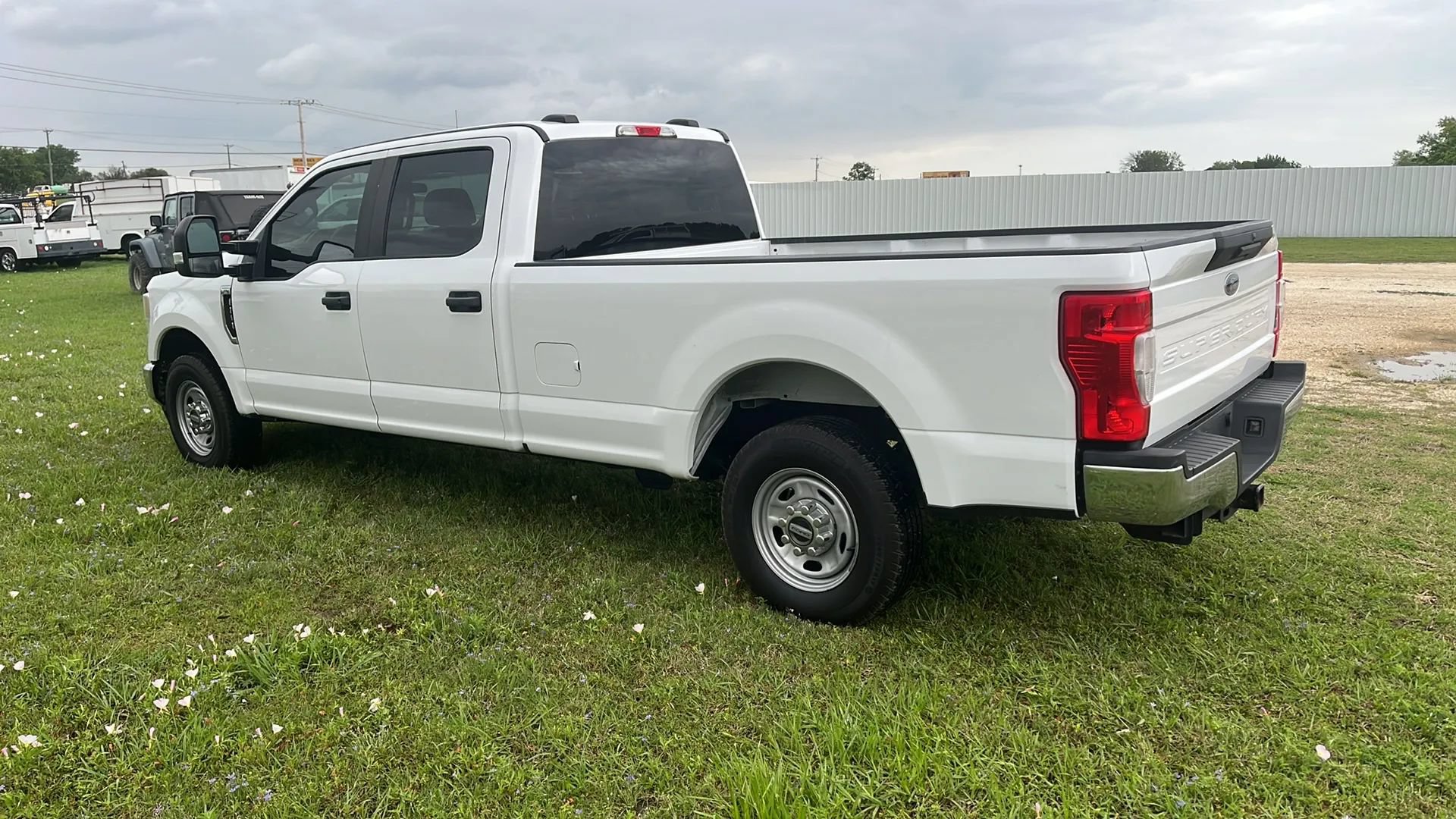 Used 2020 Ford F250 XL w/ Power Equipment Group RWD image 2
