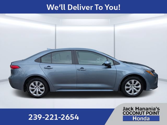 Used 2026 Toyota Corolla LE FWD image 2