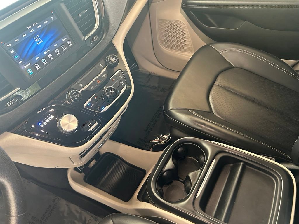 Used 2021 Chrysler Voyager Lxi FWD image 50