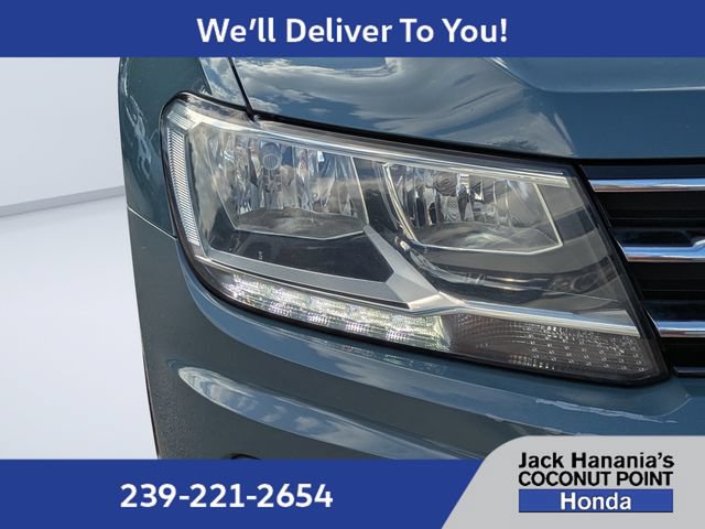 Used 2021 Volkswagen Tiguan SE w/ Panoramic Sunroof Package AWD/4WD image 9