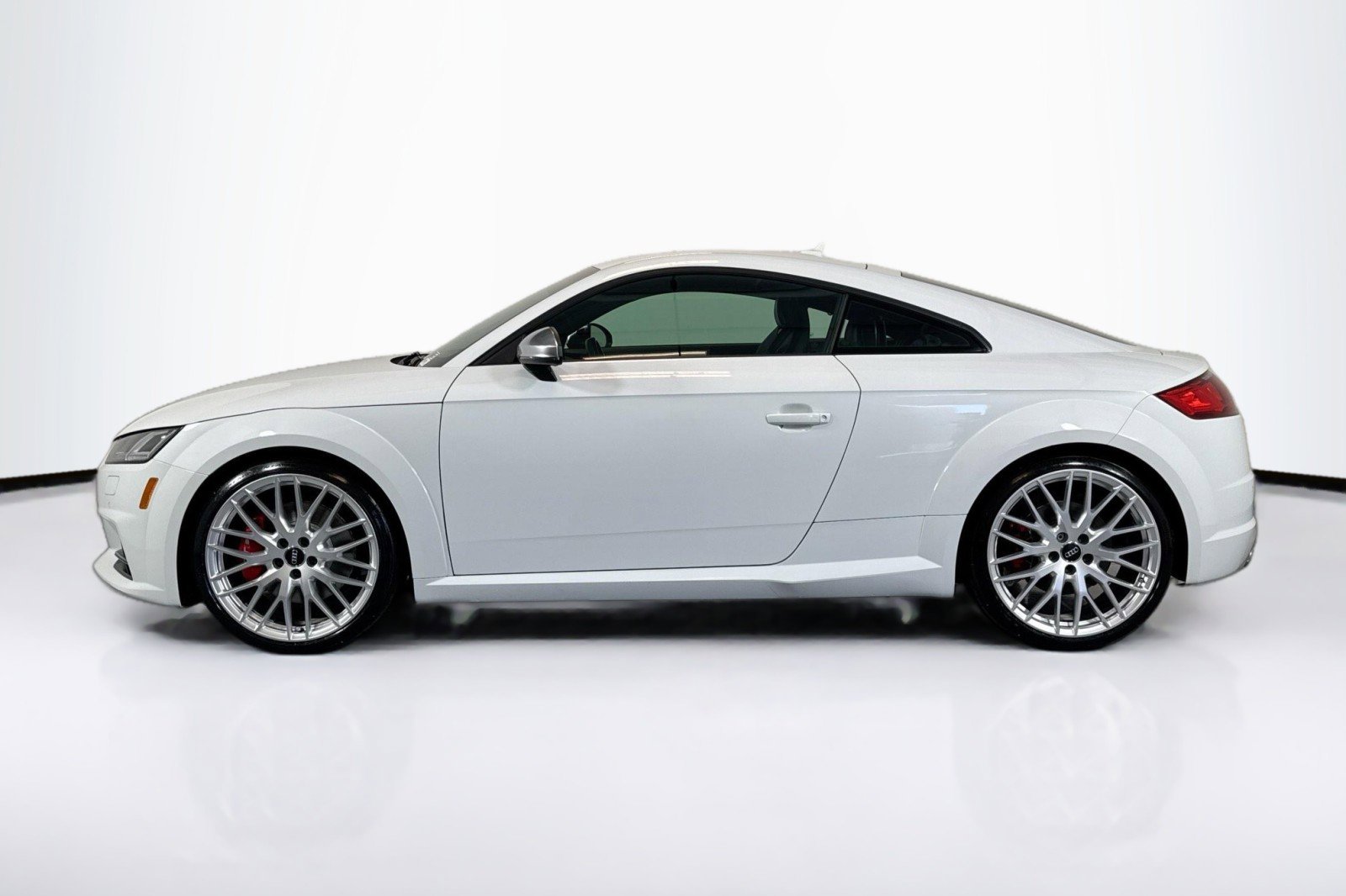 Used 2017 Audi TTS 2.0T Coupe w/ Technology Package AWD/4WD image 8