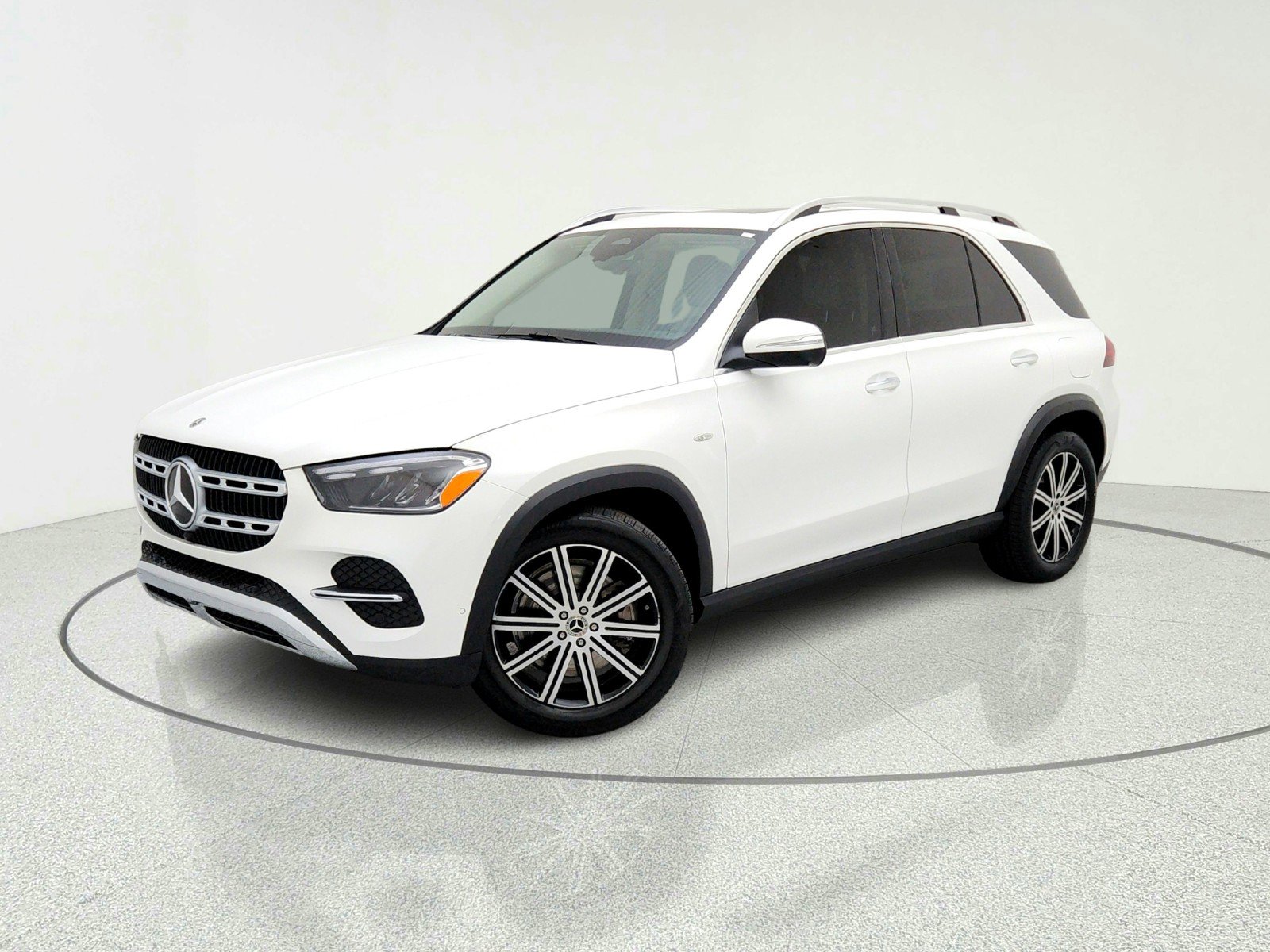 Certified 2025 Mercedes-Benz GLE 450e 4MATIC image 1