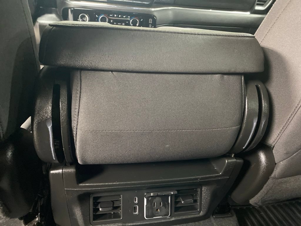 Used 2024 Chevrolet Silverado 1500 LT AWD/4WD image 32