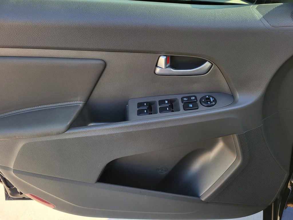 Used 2012 Kia Sportage EX w/ EX Premium Pkg image 15