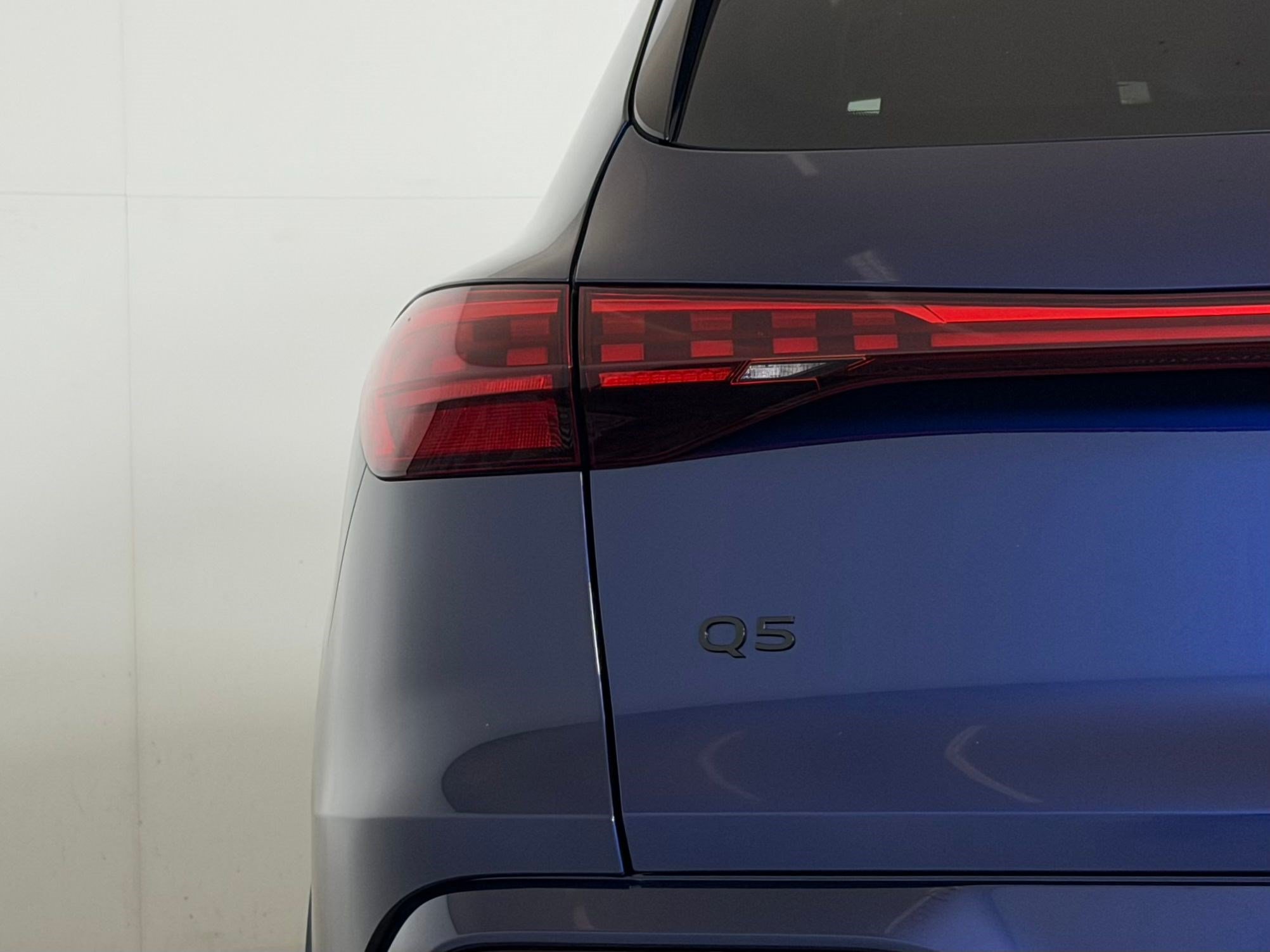 Certified 2025 Audi Q5 Premium AWD/4WD image 29