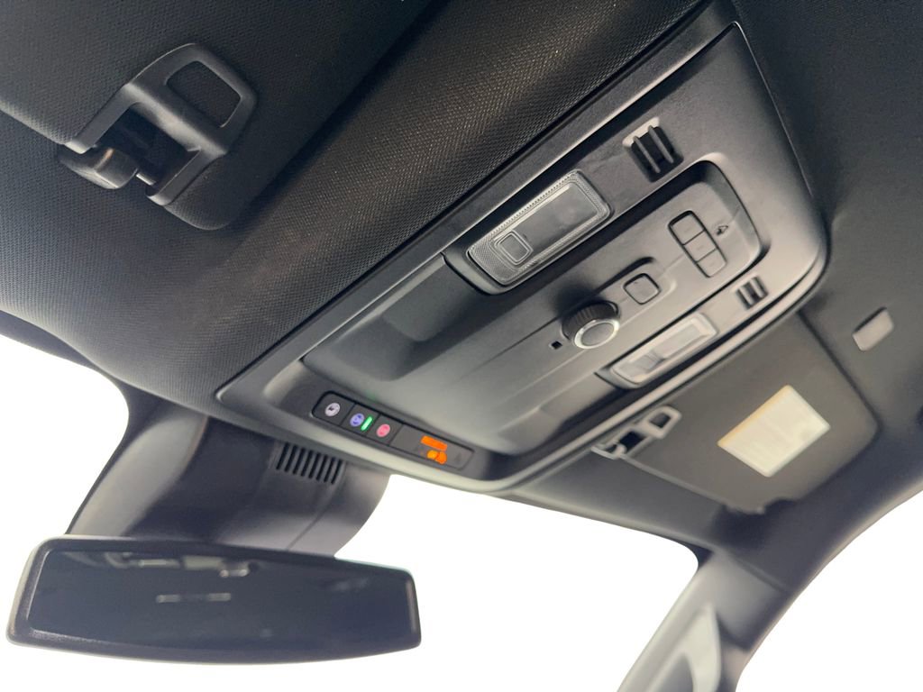 Used 2024 GMC Yukon SLT image 78