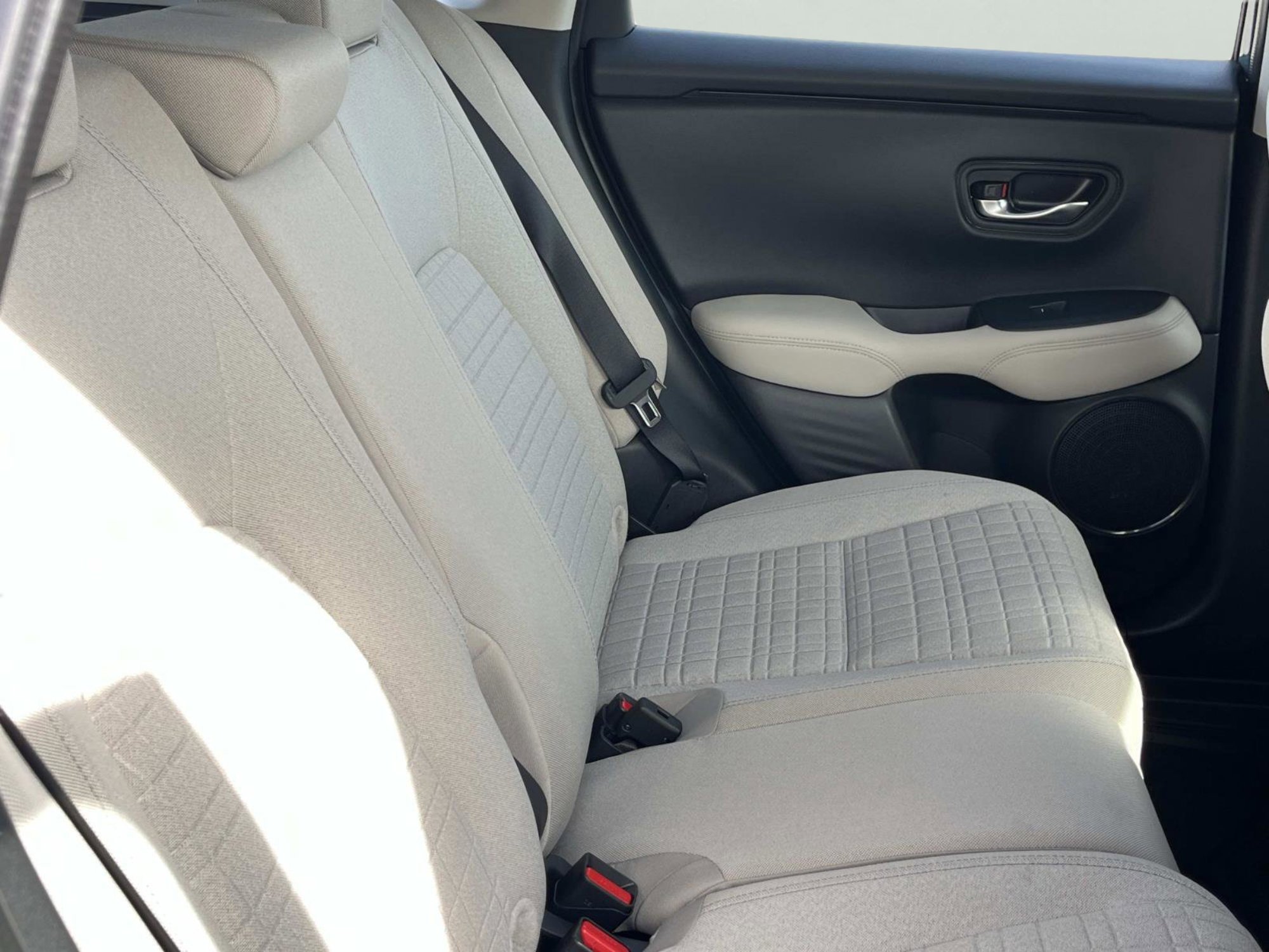 Used 2025 Honda HR-V LX image 17