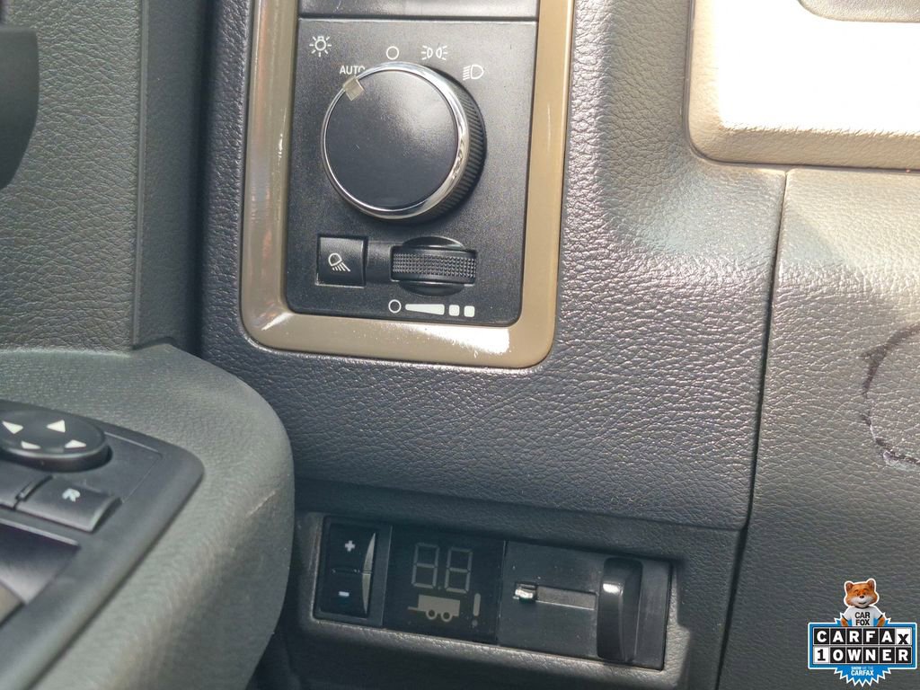 Used 2011 RAM 2500 ST w/ Protection Group image 16